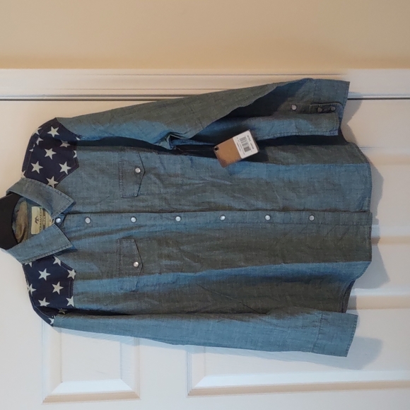 Commander Life Duck Commander Stars Button Down Shirt - Picture 1 of 6